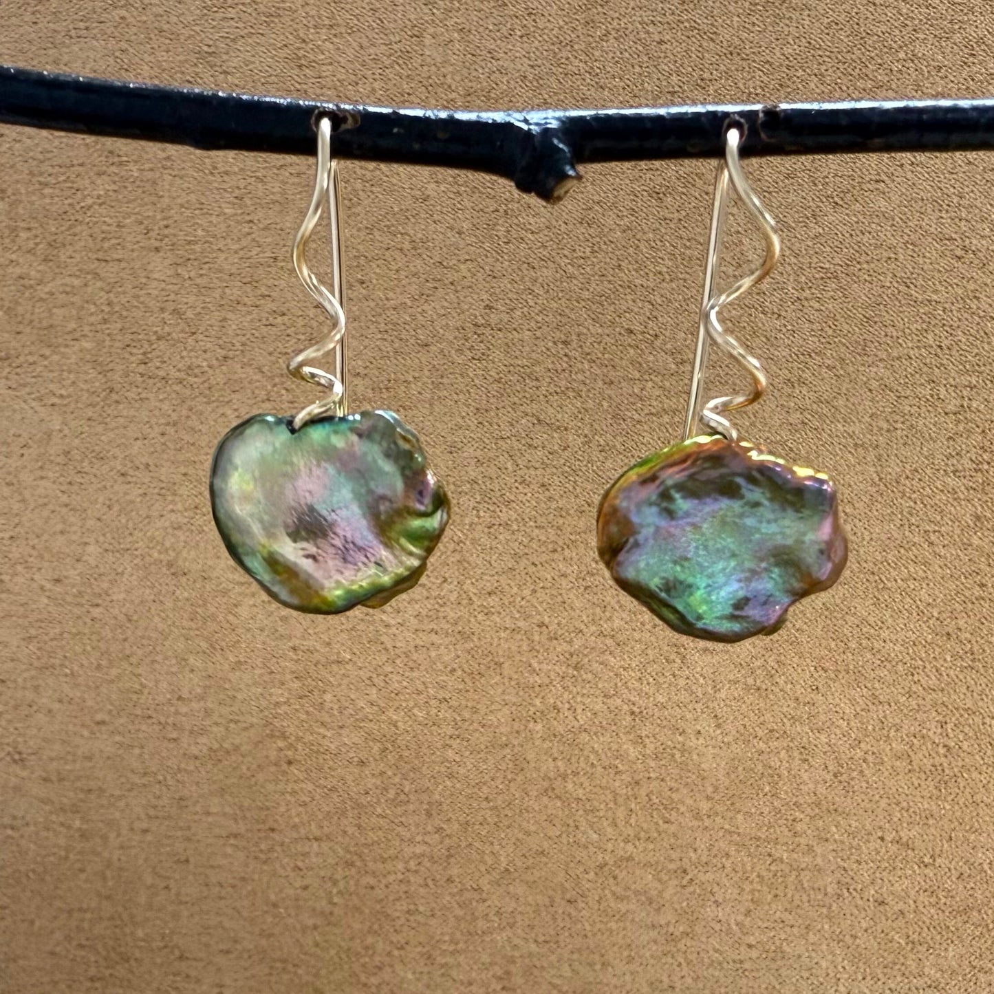 Pearl Tendril Drops 2025