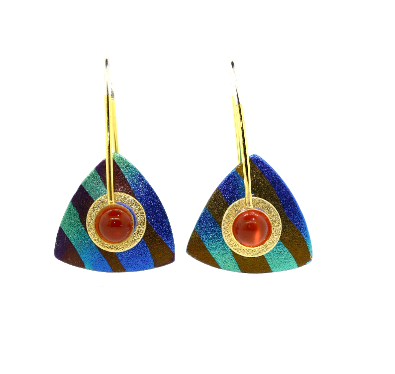 Tiny Triangles--Niobium