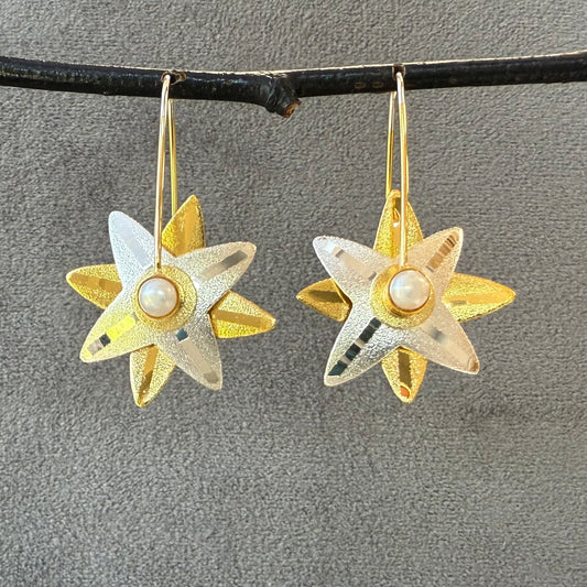 Starburst Earrings-Small Silver / 18K gold plated/Cultured Pearl