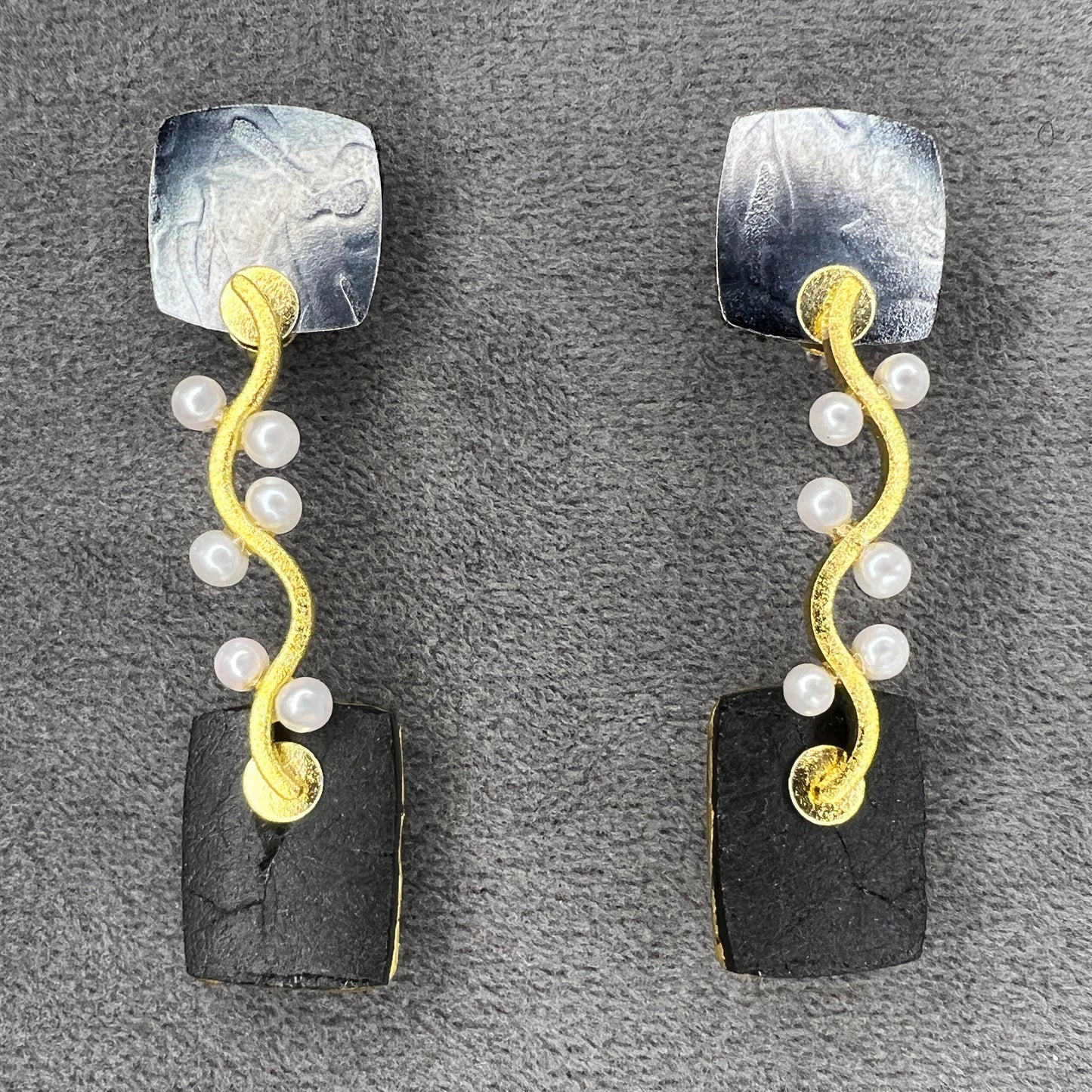 Anthracite Earrings