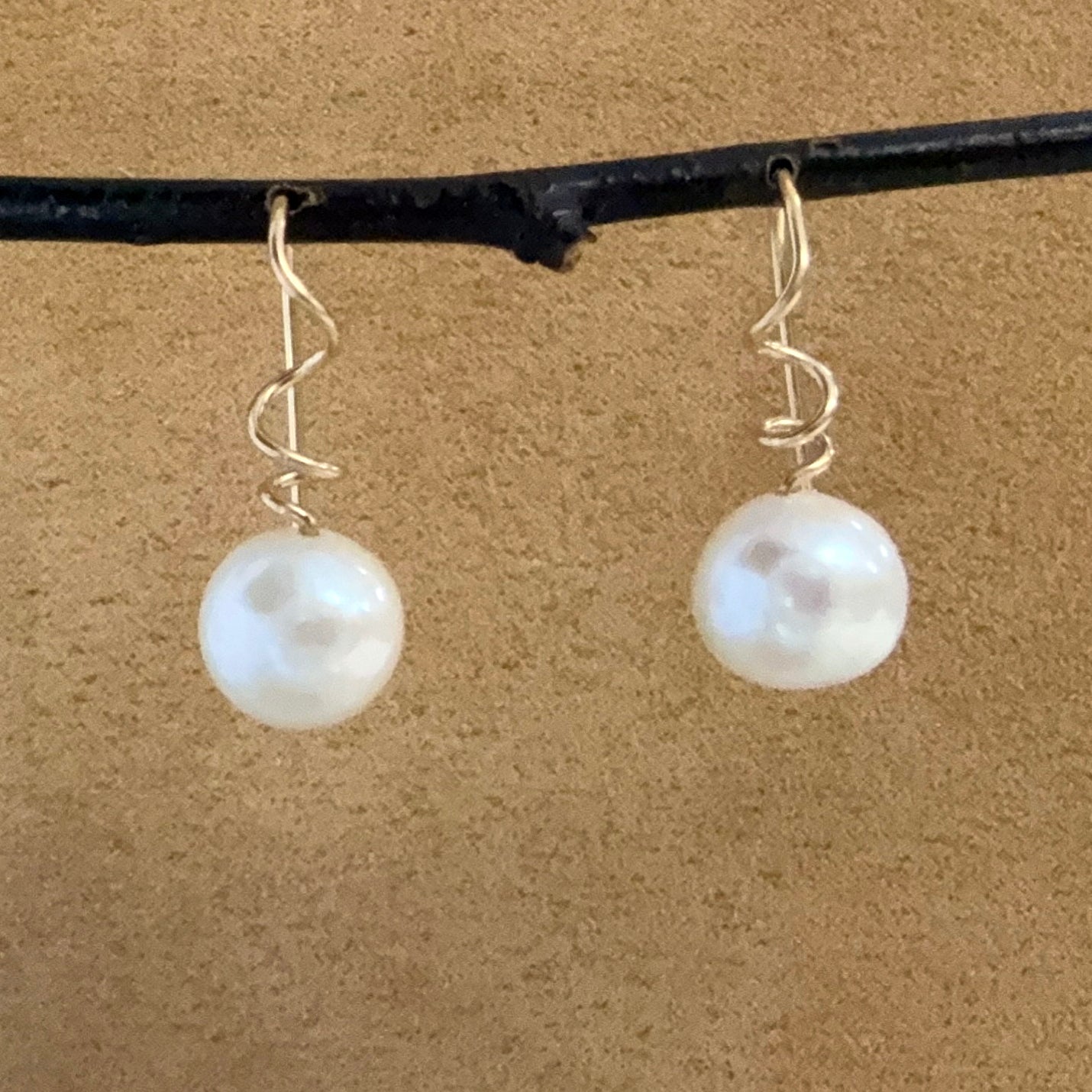 Pearl Tendril Drops 2026