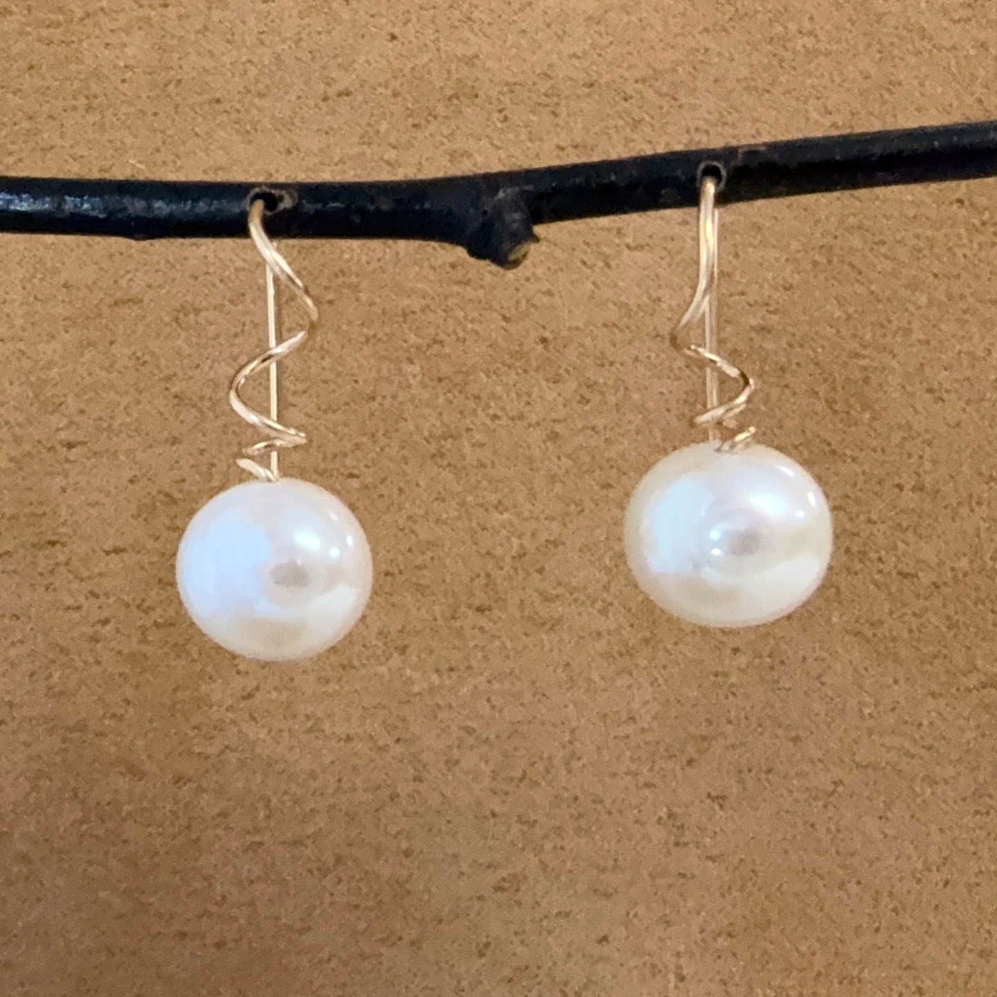 Pearl Tendril Drops 2026