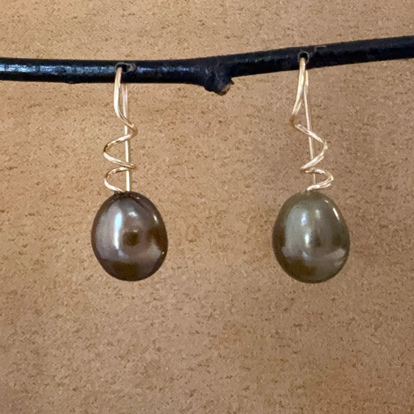 Pearl Tendril Drops 2026