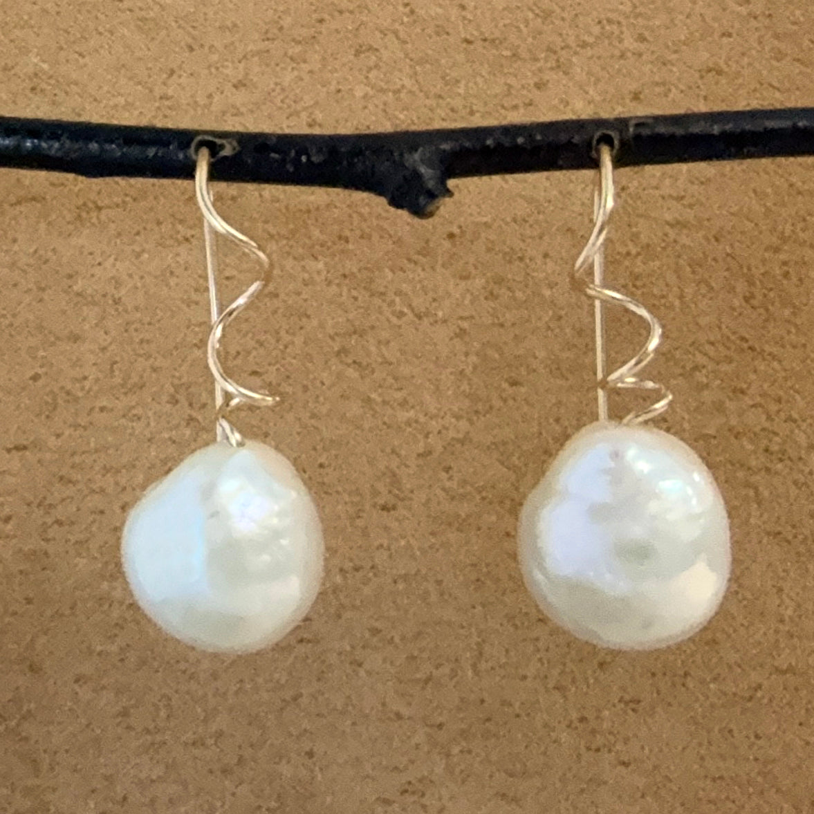 Large Pearl Tendril Drops 2026