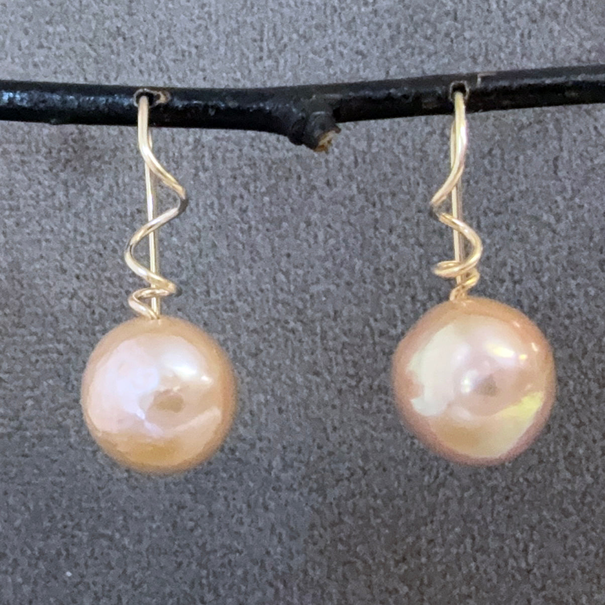 Large Pearl Tendril Drops 2026