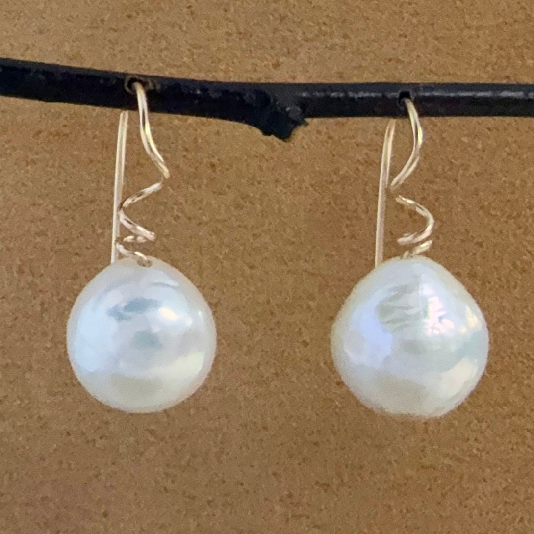 Large Pearl Tendril Drops 2026