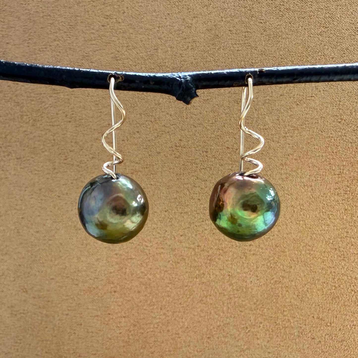 Pearl Tendril Drops 2025