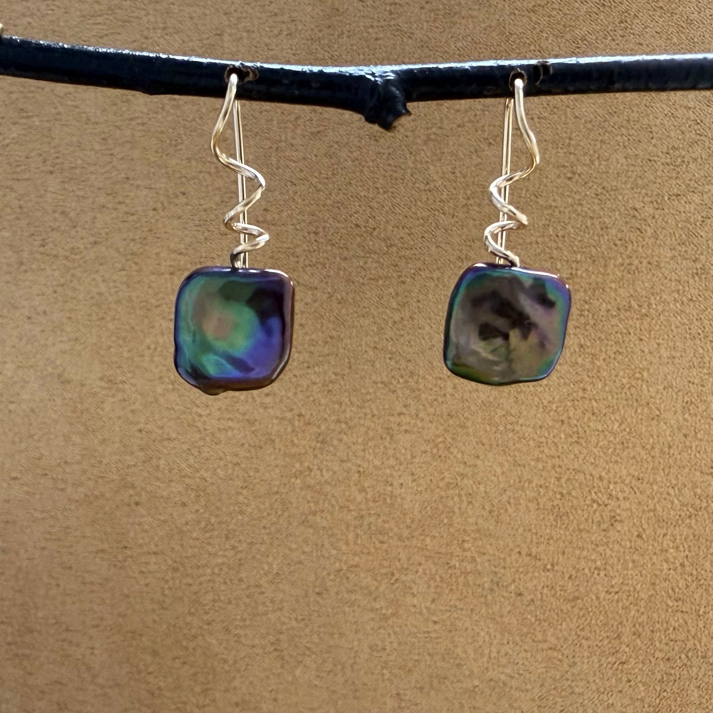 Pearl Tendril Drops 2025