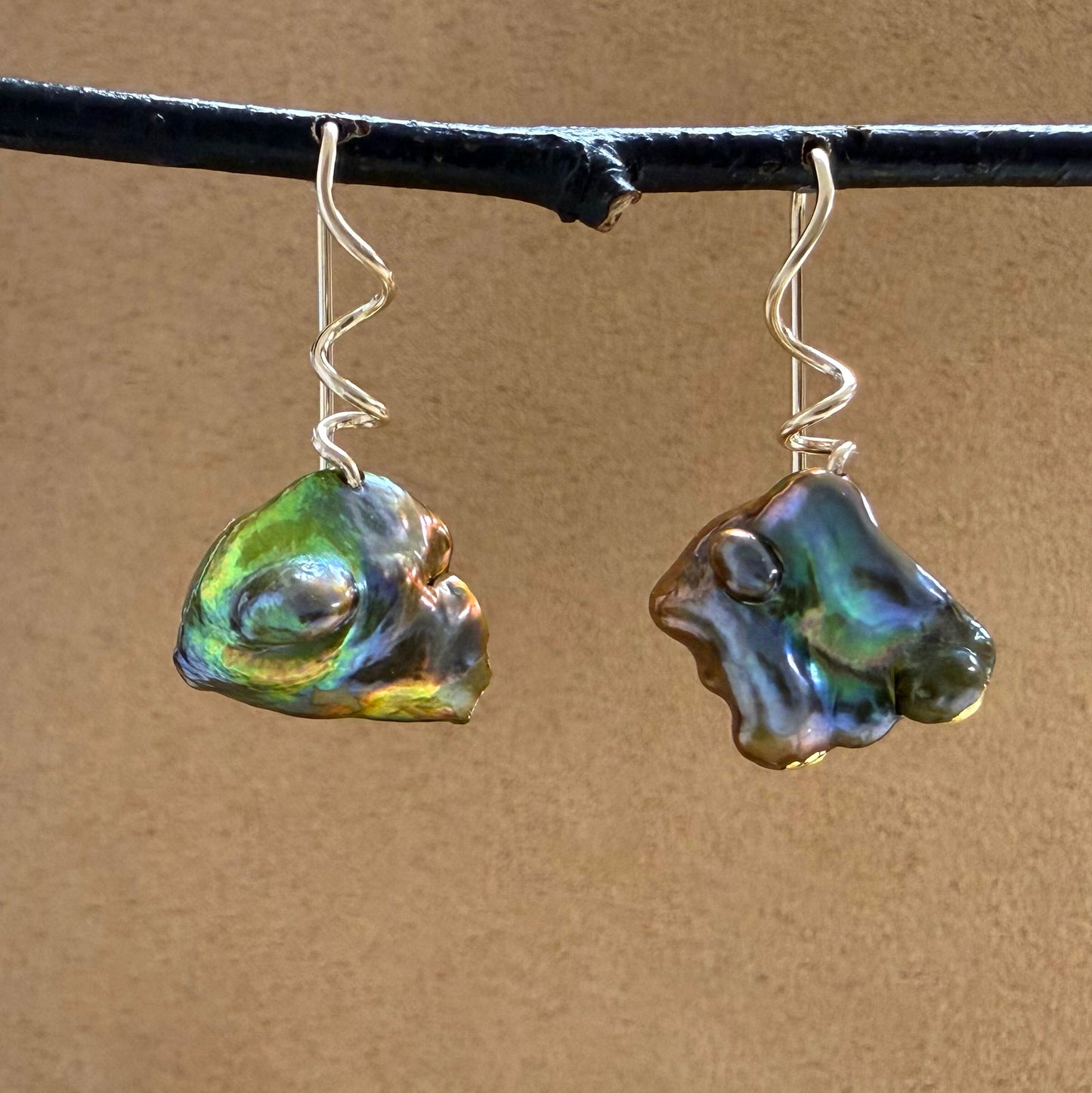 Pearl Tendril Drops 2025