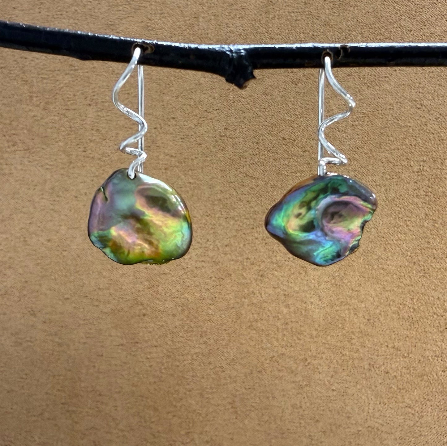 Pearl Tendril Drops 2025