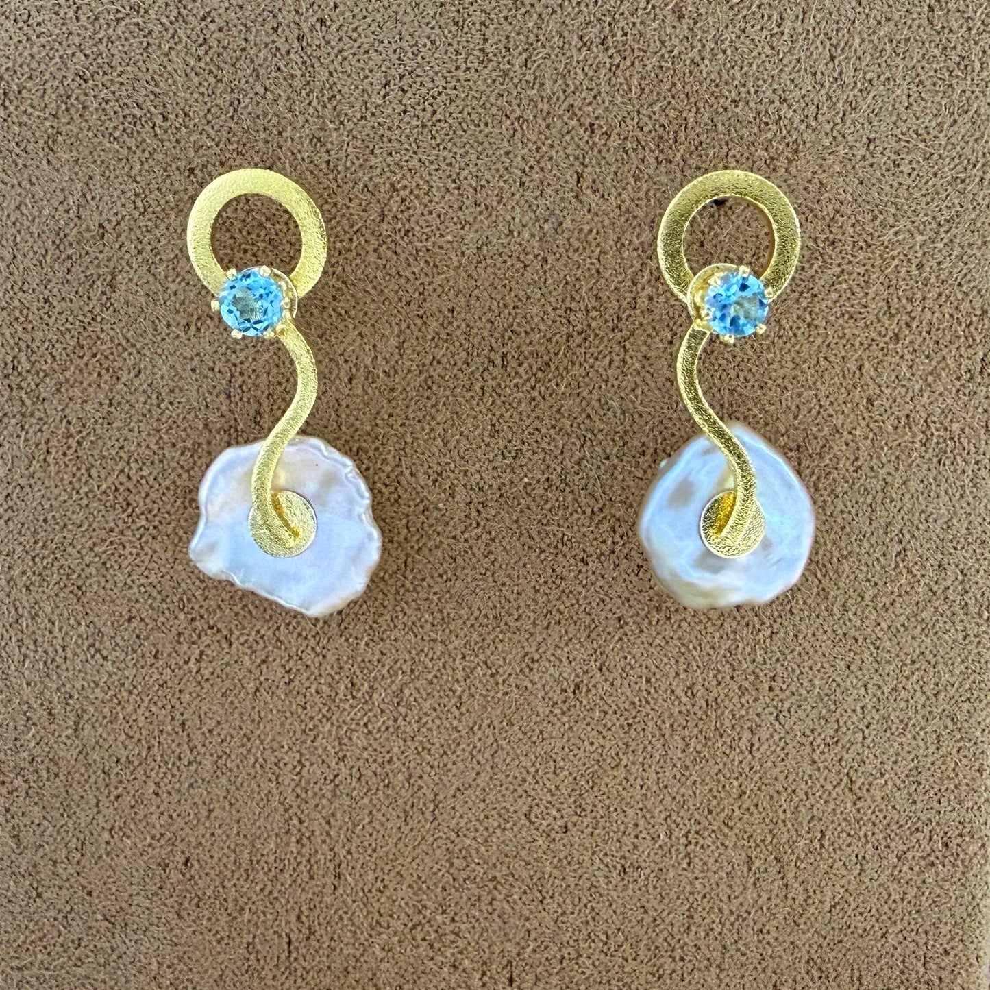 Keshi Pearl Waves 2025