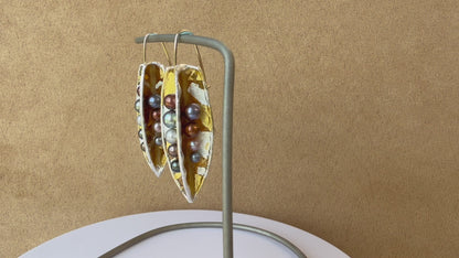 Large Gold and Silver Black Pearl Mica Pods