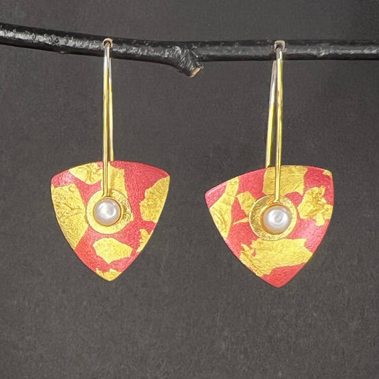Small Hiirodo and "Raku" Goldleaf Earrings